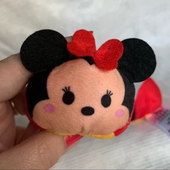 Disney’s Mickey and Minnie mini Tsumtsum plush toys set of 2 like new - Picture 5 of 7